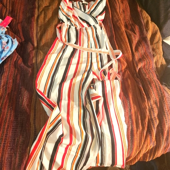 Jumper - Picture 3 of 3